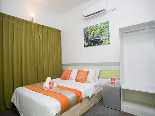 OYO 221 Olive Hotel, Johor Bahru
