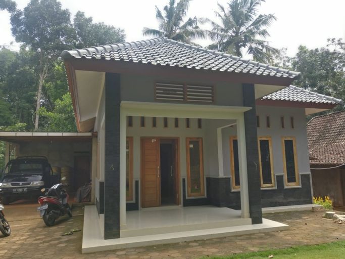 Elvira Homestay, Bantul
