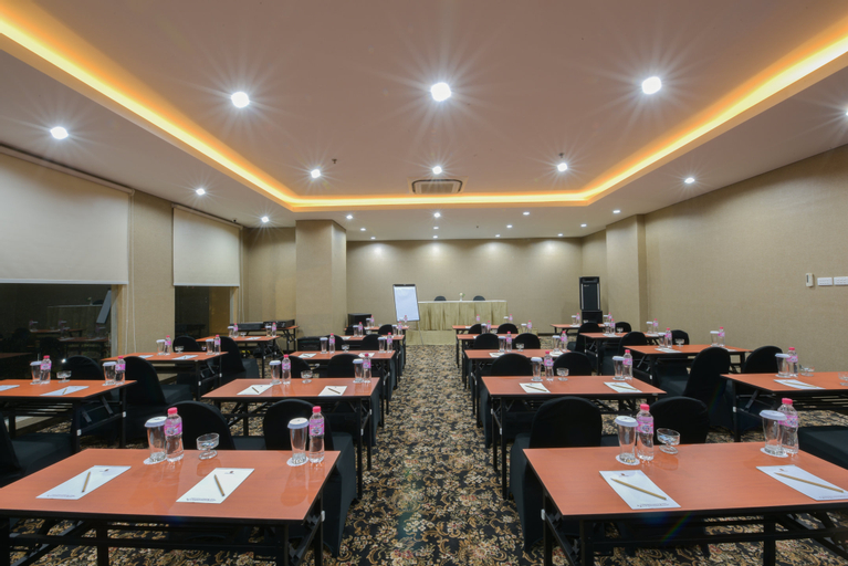 Business Facilities 25