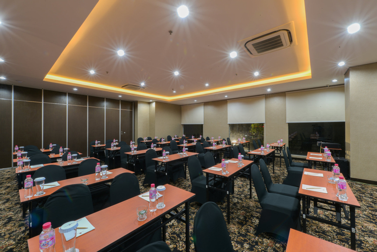 Business Facilities 26