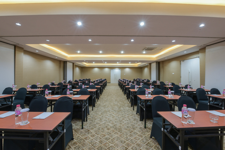 Business Facilities 29