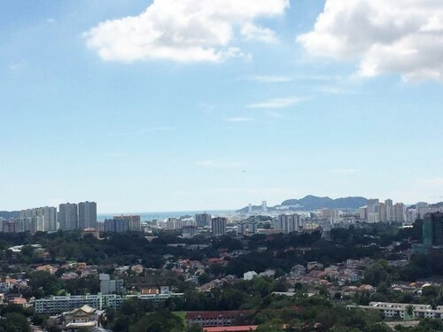 Home Away - Windy Sea View House, Pulau Penang