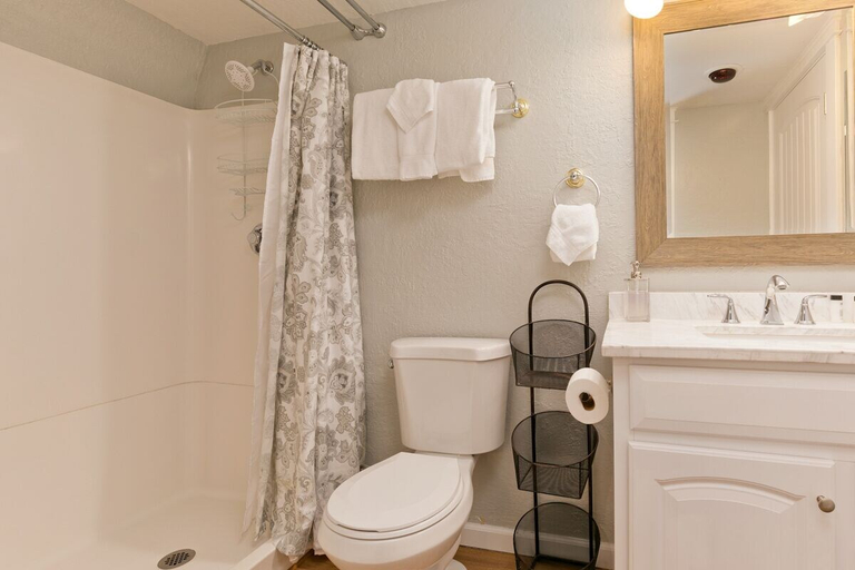 Bathroom 4, Bigwood at Mammoth Lakes, Mono