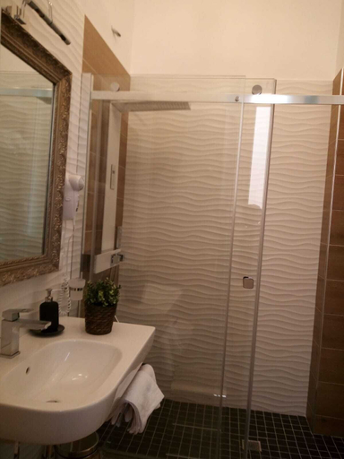 Bathroom 5, Vittorio Veneto Private SPA, L'Aquila