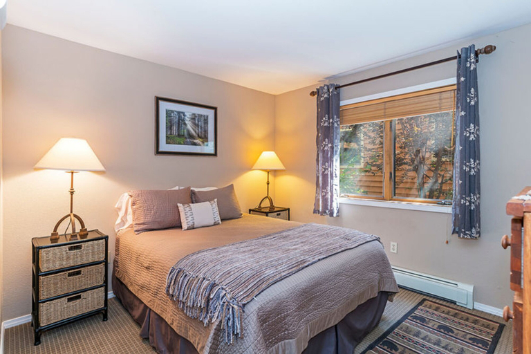 Bedroom 4, Mccloud by Tahoe Mountain Properties, Washoe