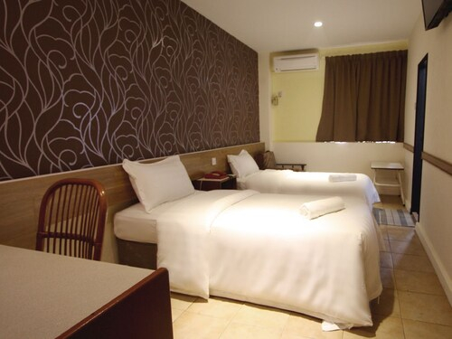 Fata Garden Hotel by Place2stay, Kuching