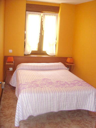 Bedroom 3, Cozy apartment in Mogro, 63 m² with private pool!, Cantabria