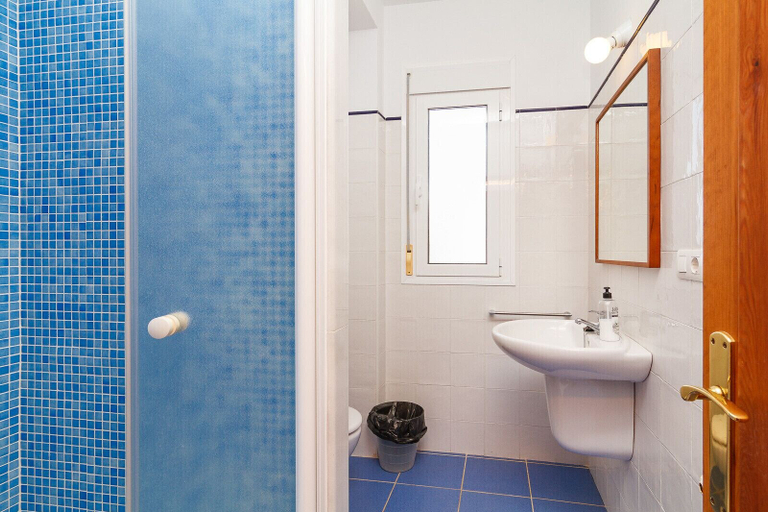 Bathroom 5, Casasol Luxury Duplex 11, Málaga