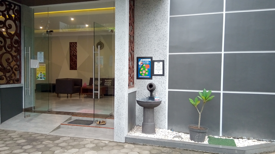 Exterior & Views 3, Alzara Hotel Syariah, Gunung Kidul