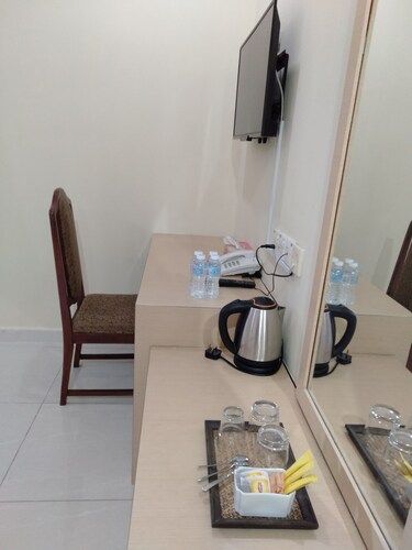 dR ROZMEY HOTEL, Kubang Pasu