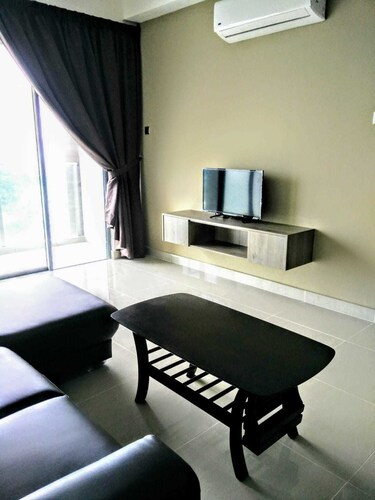 One Amerin Residence Mall & Suites, Hulu Langat