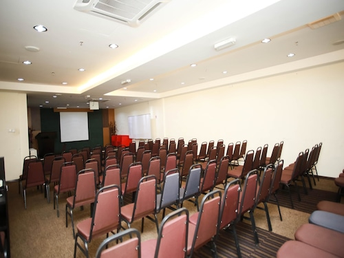 Oyo 222 Ar-Raudhah Hotel, Johor Bahru
