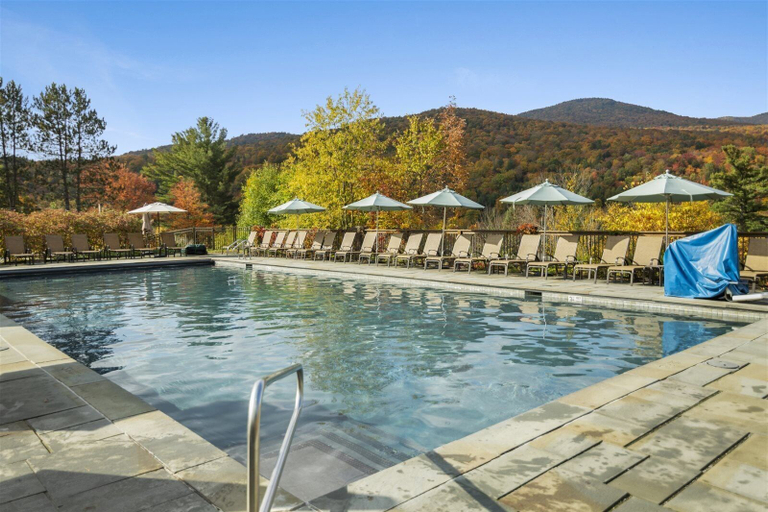 Sport & Beauty 3, 622a Topnotch, Lamoille