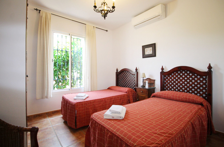 Bedroom 4, 1097 Villa Jomada, Málaga
