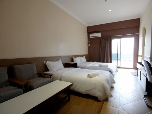 Fata Garden Hotel by Place2stay, Kuching