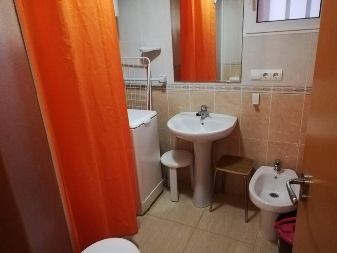Bathroom 4, 1.infante E5-11º, Valencia