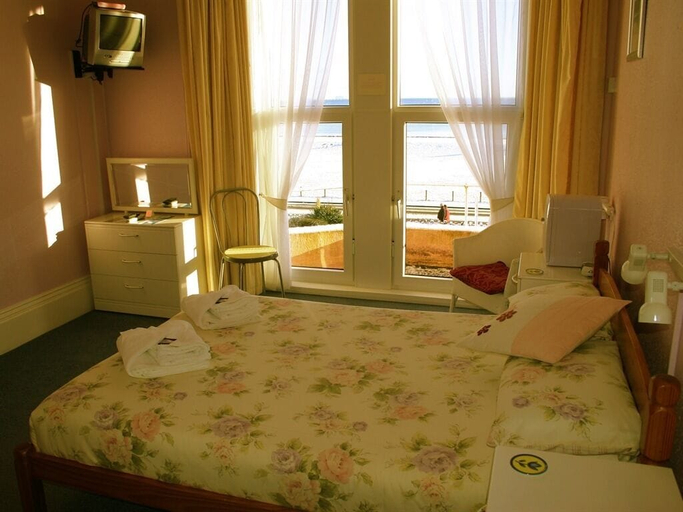 Bedroom 2, Cherry Tree Hotel, Torbay