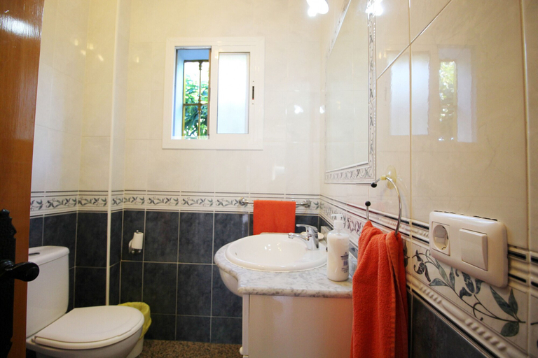 Bathroom, 1084 Villa Manolo, Málaga