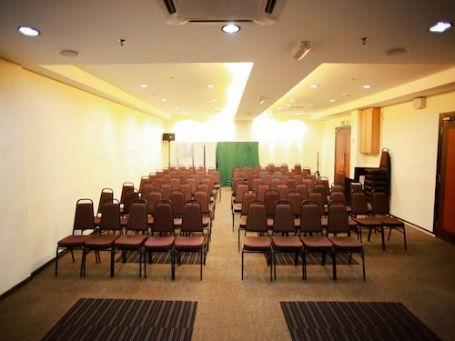 Oyo 222 Ar-Raudhah Hotel, Johor Bahru