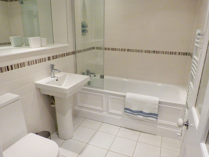 Bathroom, Little Grosvenor, Isle of Wight