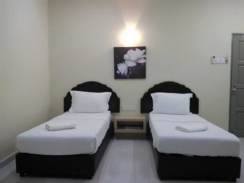 dR ROZMEY HOTEL, Kubang Pasu
