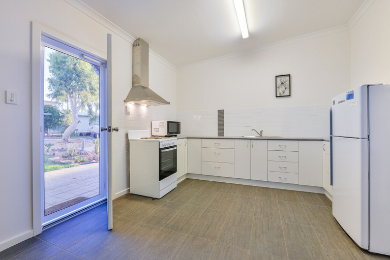 Others 5, Getaway Villas Unit 38-12, Exmouth