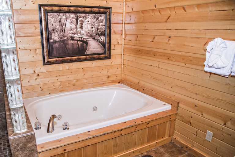 Bathroom 3, Coppertop - Four Bedroom Cabin, Sevier