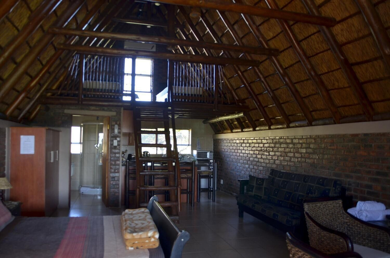 Public Area, Charihandra Game Lodge, Nelson Mandela Bay
