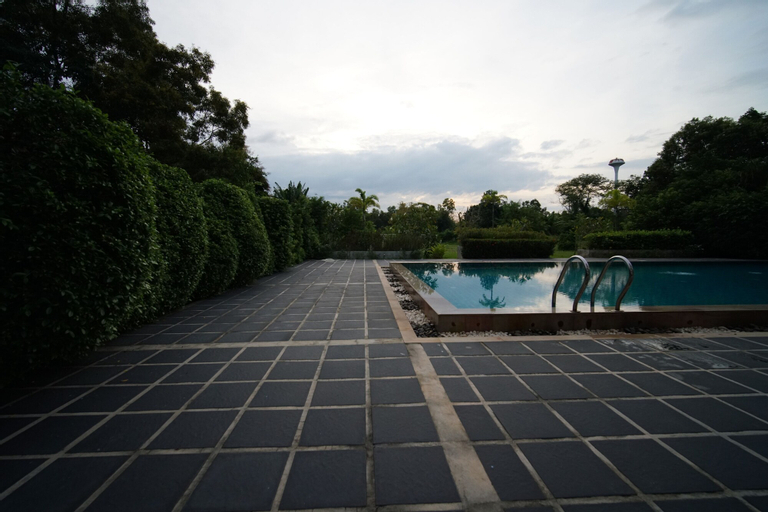 Sea Mountain Khanom Hotel, Khanom