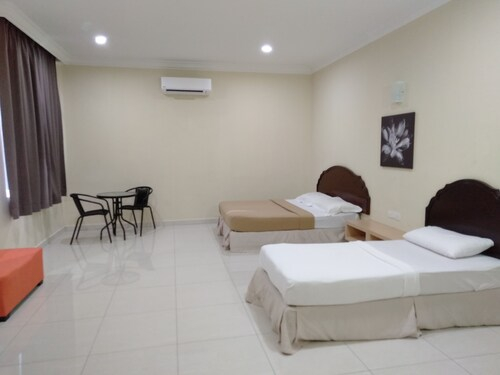 dR ROZMEY HOTEL, Kubang Pasu