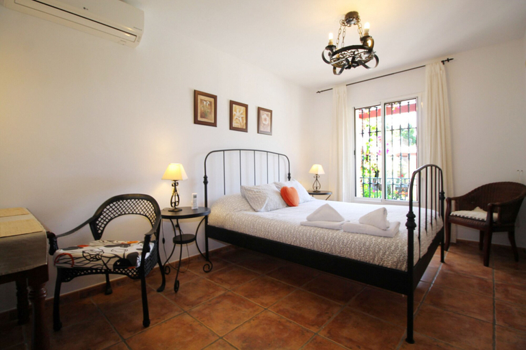 Bedroom 4, 1097 Villa Jomada, Málaga