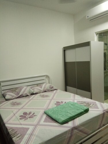 One Amerin Mall Residence Balakong, Hulu Langat