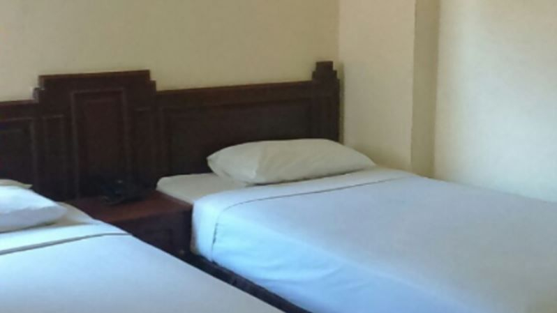 Archie Hotel 2, Ternate