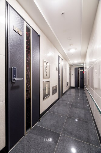 CMS-INN, SEOUL HOEGI, Seongbuk