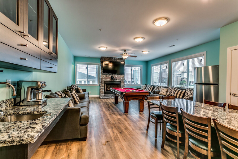 Food & Drinks 5, Together Resorts 20th Ave A/B My Myrtle Beach Retreat, Horry