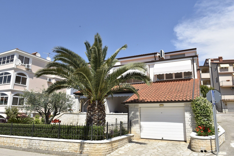 Exterior & Views 1, Apartments Lavizatic, Poreč