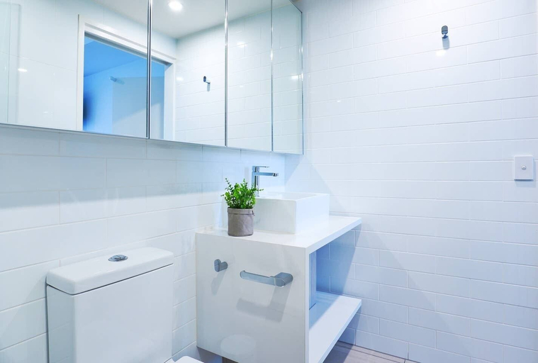 Bathroom 4, Ultimate Prestige 2bed2bath Hamiltonapt, Hamilton