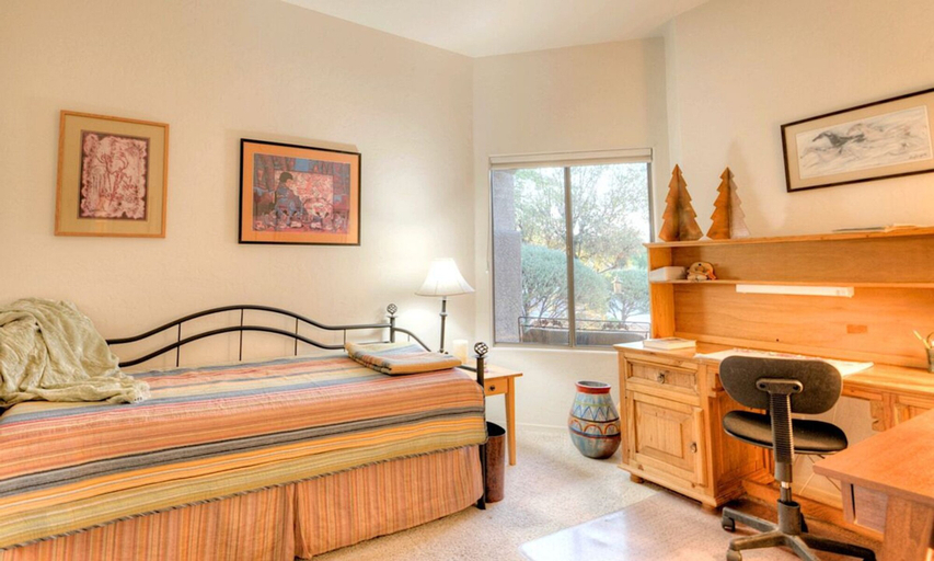 Bedroom 2, Mountain Calling 3BR by Casago, Pima