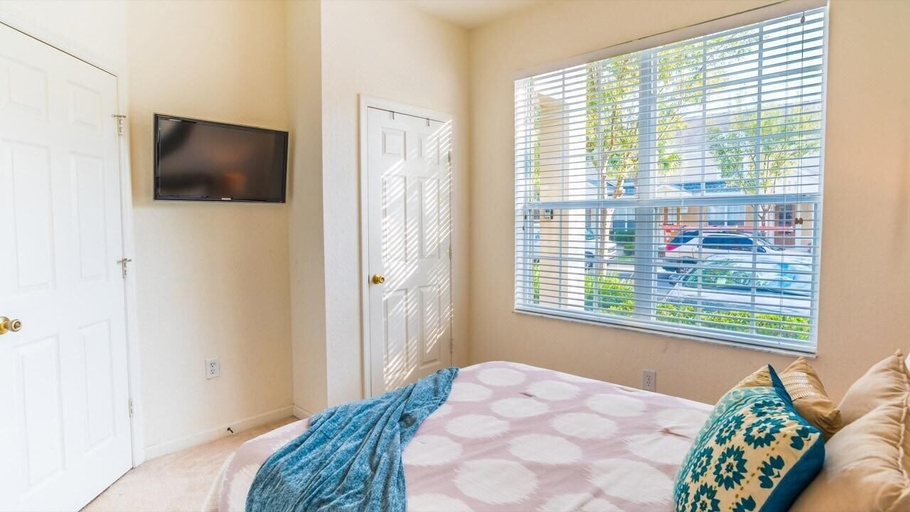 Bedroom 3, 7673 Otterspool Street, Osceola