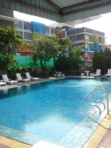 Ratchada City Hotel, Huai Kwang