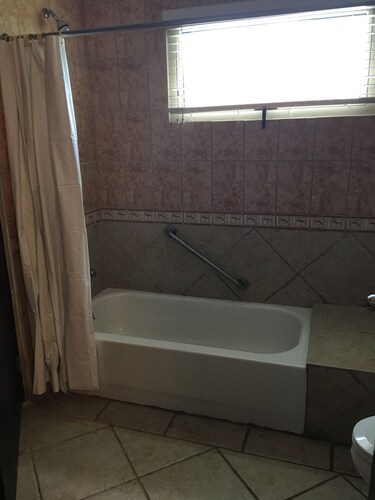 Sea Breeze Hotel,