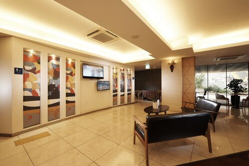 Hotel KP, Seongbuk