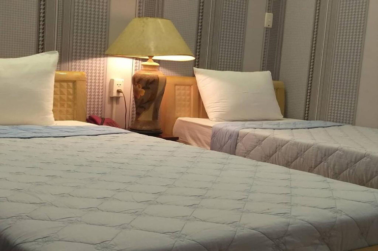 YHD Hotel, Quận 1