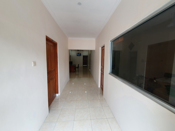 OMO Inn Solo, Karanganyar