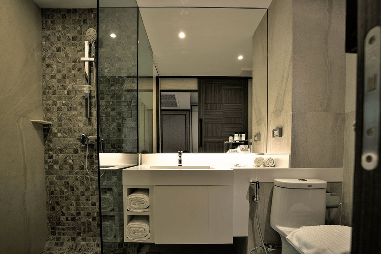 Bathroom 17