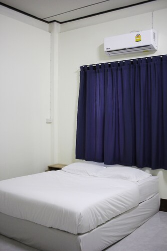 Udomsuk Hotel, Muang Satun