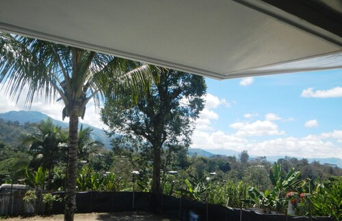 Hotel Phoenix, Goroka