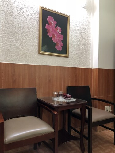 Sala Hotel, Quận 2