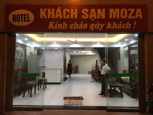 Moza Hotel, Cầu Giấy