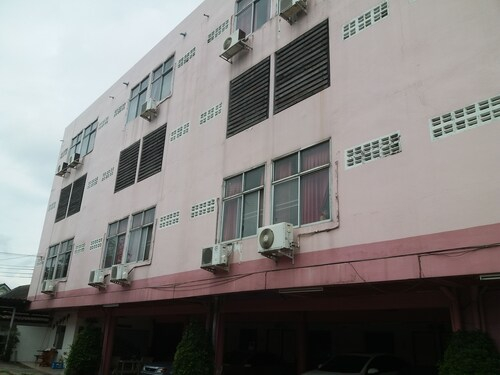 Akanit Tower, Muang Saraburi